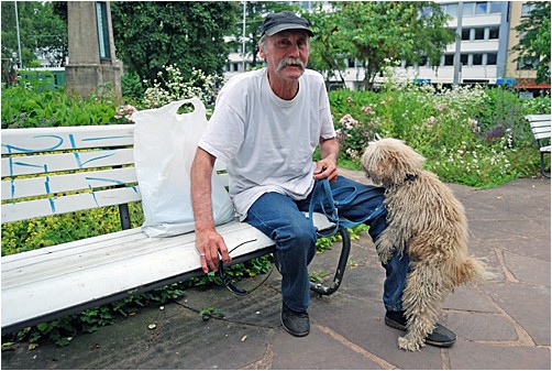 Bettler | beggar | 07.10.09 Trier, Deutschland